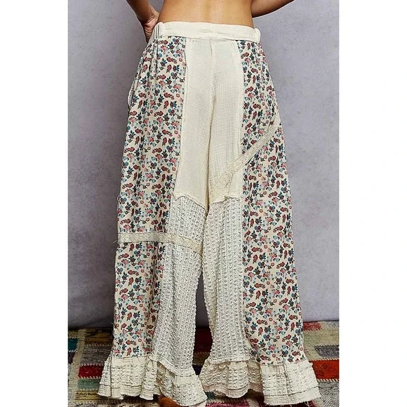 POL Boho Floral Patchwork Wide Leg Cotton Gauze Pants Cream Lace Ruffle Hem M - Picture 4 of 6